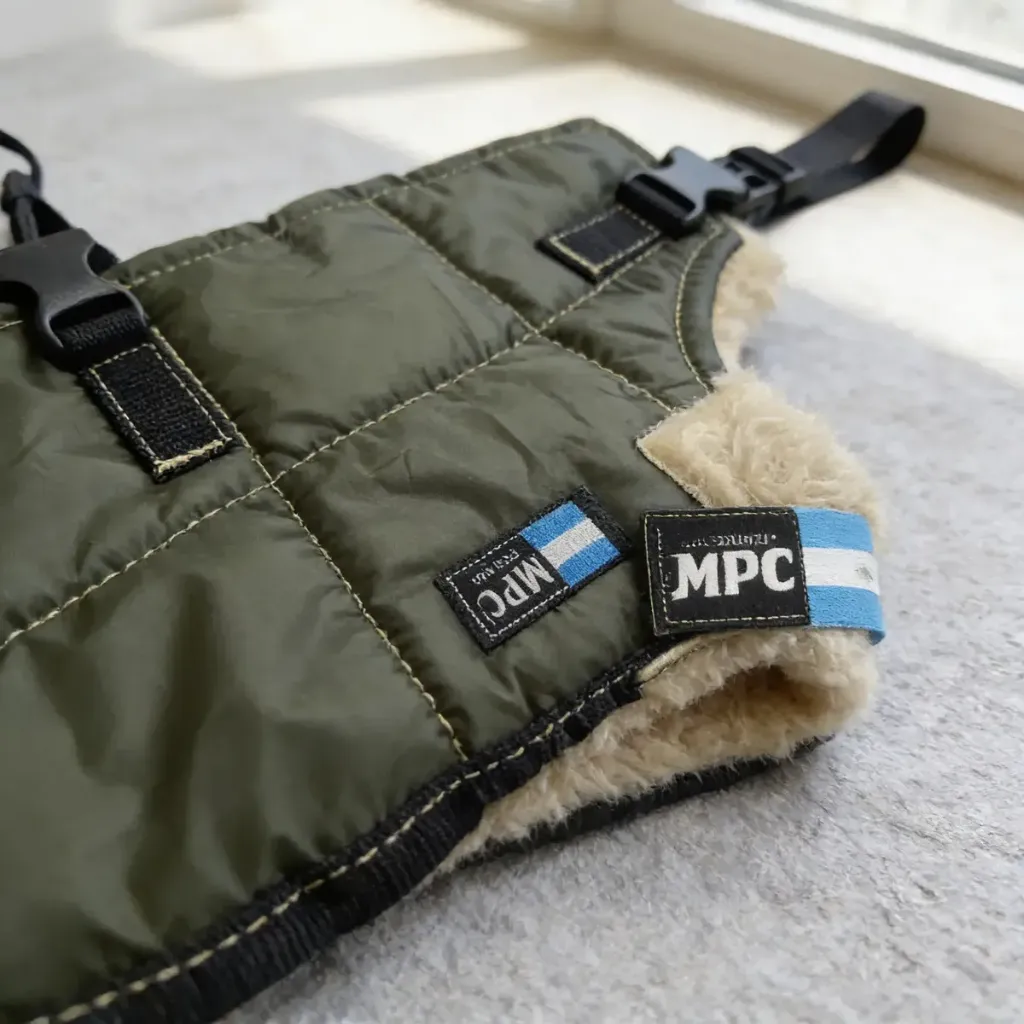 MPC - ABRIGO BAXER IMPERMEABLE CON CORDERITO TALLE 55 VERDE